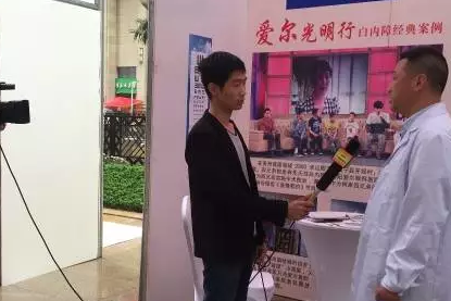 走進(jìn)社區(qū) 關(guān)愛你我